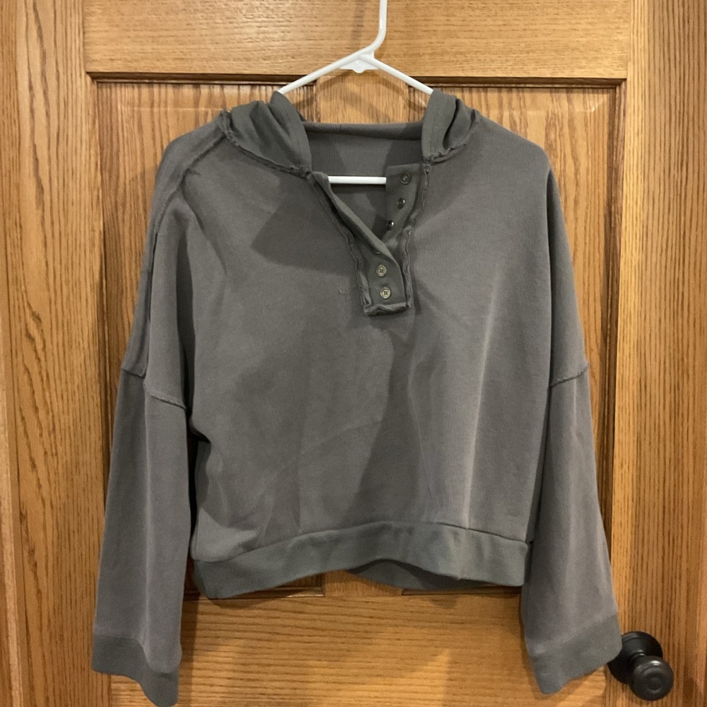 Charcoal Gray Cropped Hoodie Henley Raw Edge Cozy Y2K Streetwear